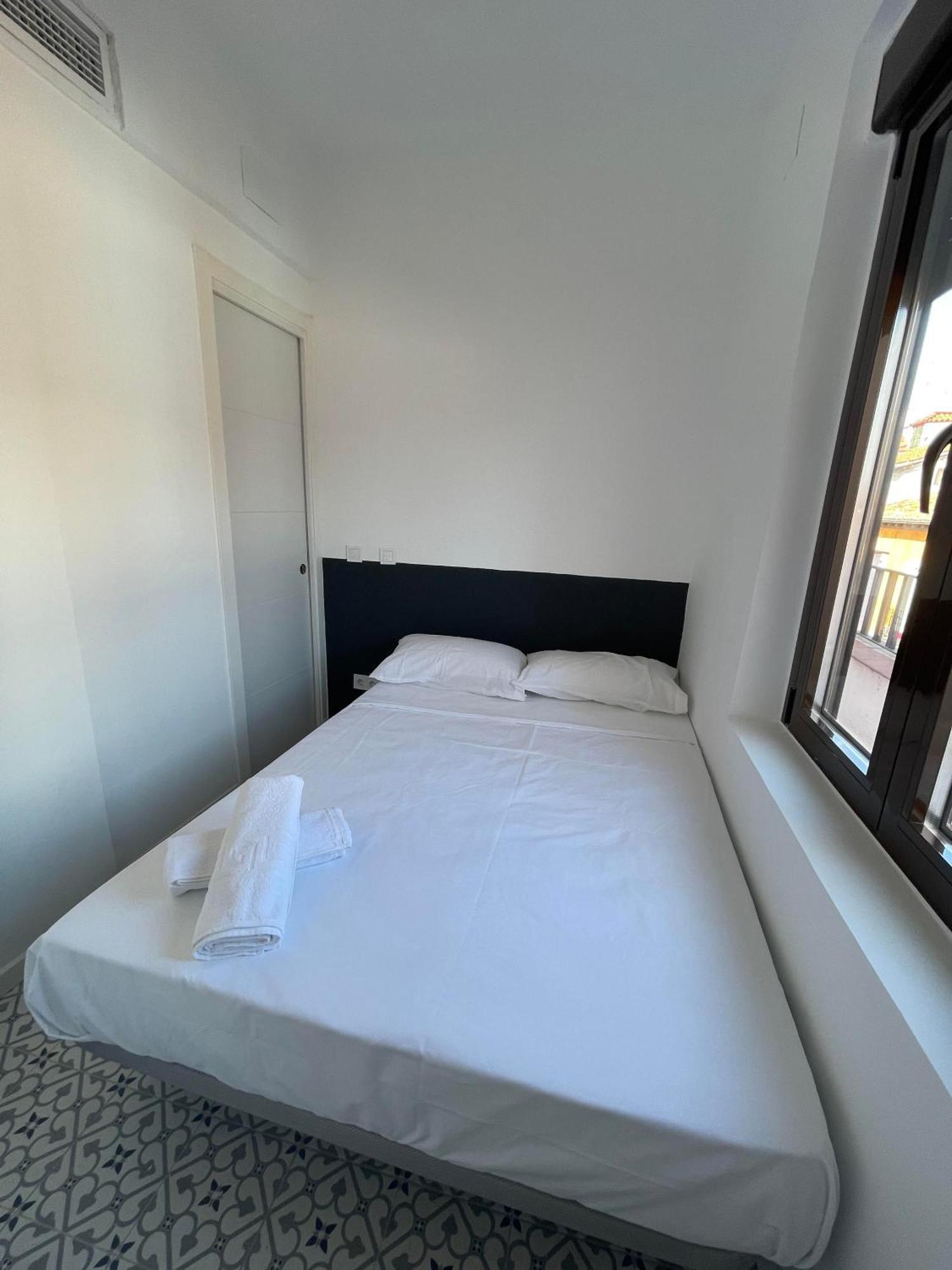 Atocha Habitaciones Madrid Exterior photo